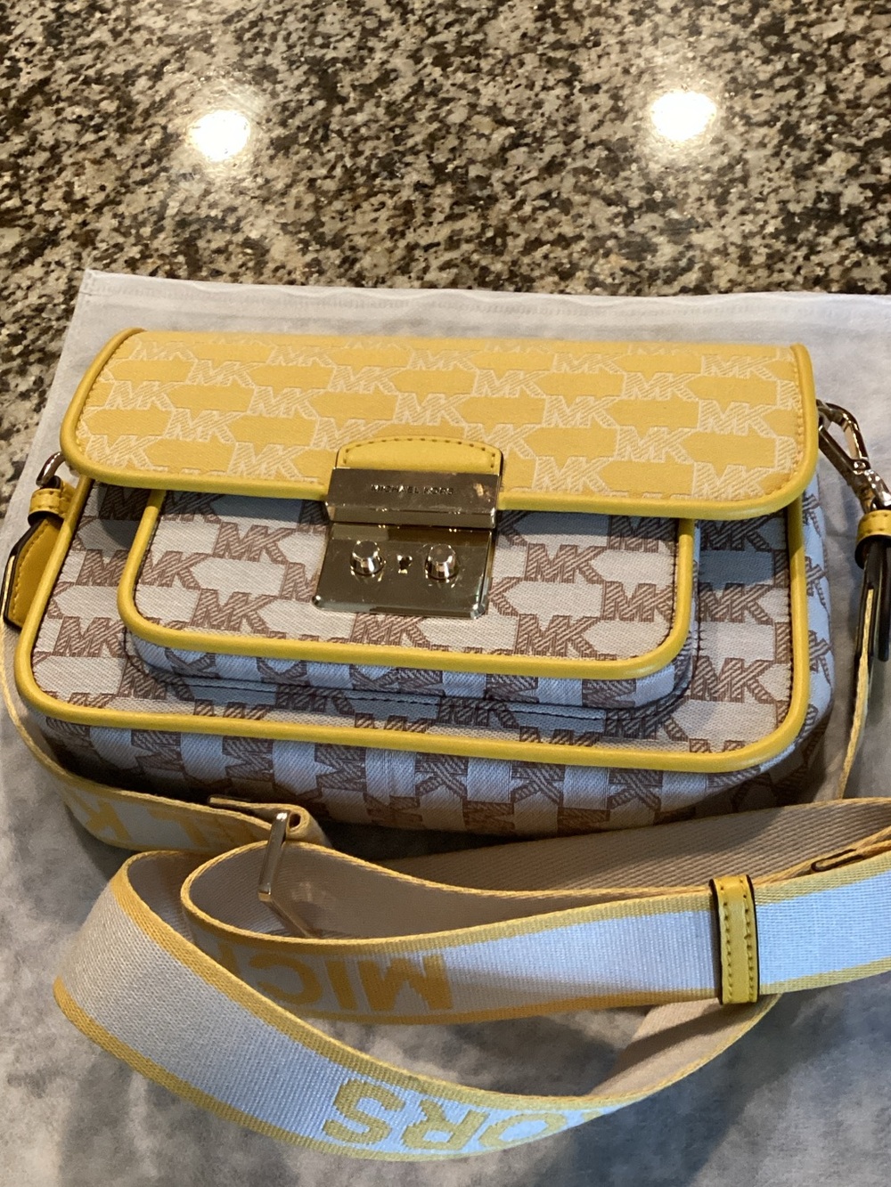 Michael Kors Yellow and White Signature Canvas Crossbody with Gold Hardware. - Picture 6 of 6